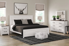 Load image into Gallery viewer, Gerridan King Panel Bed with Mirrored Dresser and Nightstand