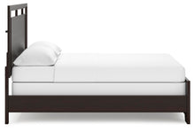 Load image into Gallery viewer, Covetown California King Panel Bed with Mirrored Dresser