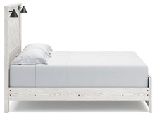 Load image into Gallery viewer, Gerridan King Panel Bed with Mirrored Dresser