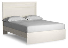 Load image into Gallery viewer, Stelsie Queen Panel Bed with Mirrored Dresser