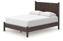 Load image into Gallery viewer, Pamytta Queen Panel Platform Bed, Dresser, Mirror and Nightstand