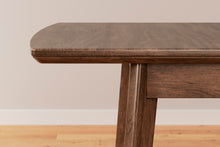 Load image into Gallery viewer, Lyncott Dining Table and 4 Chairs