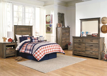 Load image into Gallery viewer, Trinell Five Drawer Chest
