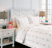 Load image into Gallery viewer, Lexann Full Comforter Set
