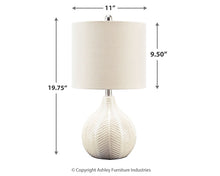 Load image into Gallery viewer, Rainermen Ceramic Table Lamp (1/CN)
