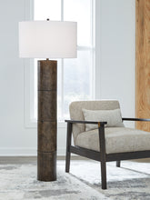 Load image into Gallery viewer, Jebson Metal Floor Lamp (1/CN)
