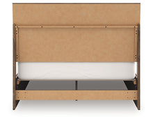 Load image into Gallery viewer, Chirason Queen Panel Bed
