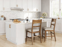 Load image into Gallery viewer, Cabalynn Upholstered Barstool (2/CN)
