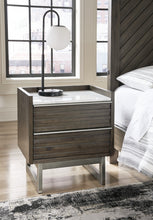 Load image into Gallery viewer, Arkenton California King Panel Bed with Mirrored Dresser, Chest and Nightstand
