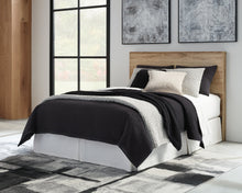 Load image into Gallery viewer, Hyanna Queen Panel Headboard with Mirrored Dresser and Nightstand
