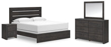 Load image into Gallery viewer, Hollivern King Panel Bed with Mirrored Dresser and Nightstand
