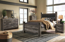 Load image into Gallery viewer, Wynnlow Queen Upholstered Poster Bed, Dresser and Mirror

