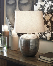 Load image into Gallery viewer, Magalie Metal Table Lamp (1/CN)
