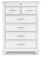 Load image into Gallery viewer, Kanwyn Chest
