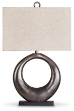 Load image into Gallery viewer, Saria Metal Table Lamp (1/CN)
