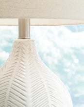 Load image into Gallery viewer, Rainermen Ceramic Table Lamp (1/CN)
