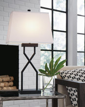 Load image into Gallery viewer, Brookthrone Metal Table Lamp (2/CN)
