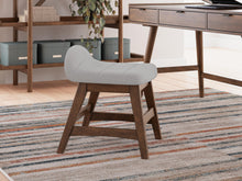 Load image into Gallery viewer, Lyncott Home Office Desk Chair (1/CN)
