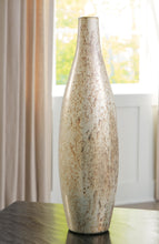 Load image into Gallery viewer, Plawite Vase
