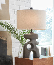Load image into Gallery viewer, Danacy Paper Table Lamp (1/CN)
