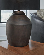 Load image into Gallery viewer, Naareman Terracotta Table Lamp (1/CN)
