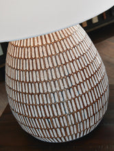 Load image into Gallery viewer, Darrich Metal Table Lamp (1/CN)
