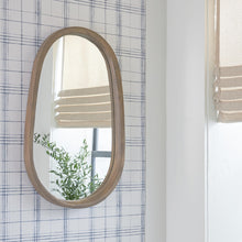 Load image into Gallery viewer, Aarilynn Accent Mirror
