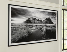 Load image into Gallery viewer, Delstone Wall Art
