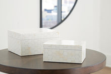 Load image into Gallery viewer, Aldenburg Box Set (2/CN)
