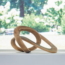 Load image into Gallery viewer, Dunnruck Sculpture
