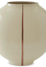 Load image into Gallery viewer, Sheabourne Vase
