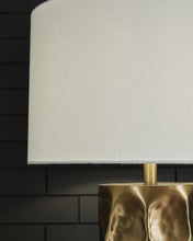 Load image into Gallery viewer, Marshawn Metal Table Lamp (1/CN)
