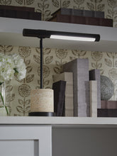 Load image into Gallery viewer, Vinmour Metal Desk Lamp (1/CN)

