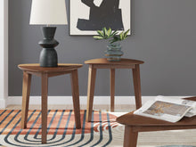 Load image into Gallery viewer, Lyncott Occasional Table Set (3/CN)
