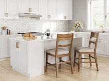 Load image into Gallery viewer, Cabalynn Upholstered Barstool (2/CN)
