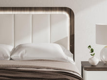 Load image into Gallery viewer, Kendanport Queen Upholstered Bed
