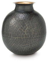 Load image into Gallery viewer, Woody Vase
