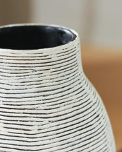 Load image into Gallery viewer, Girtha Vase
