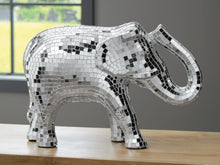 Load image into Gallery viewer, Hallmont Sculpture

