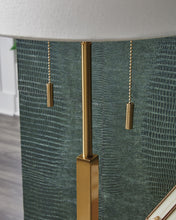 Load image into Gallery viewer, Haigwood Metal Table Lamp (1/CN)
