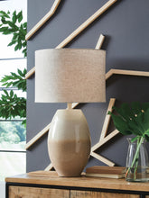 Load image into Gallery viewer, Linas Metal Table Lamp (1/CN)
