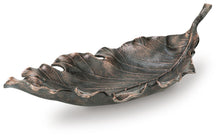 Load image into Gallery viewer, Avermund Sculpture
