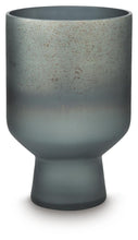 Load image into Gallery viewer, Pennmore Vase

