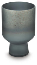 Load image into Gallery viewer, Pennmore Vase
