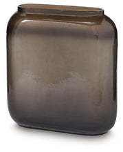 Load image into Gallery viewer, Sumner Vase
