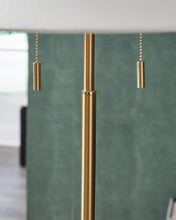 Load image into Gallery viewer, Haigwood Metal Floor Lamp (1/CN)
