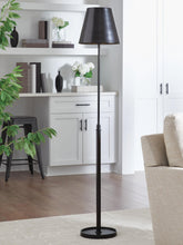Load image into Gallery viewer, Wimner Metal Floor Lamp (1/CN)
