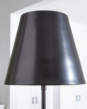 Load image into Gallery viewer, Wimner Metal Floor Lamp (1/CN)
