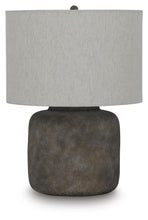 Load image into Gallery viewer, Zandophen Metal Table Lamp (1/CN)

