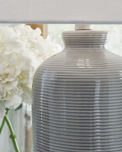 Load image into Gallery viewer, Wimlow Ceramic Table Lamp (1/CN)
